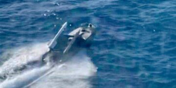 Ουκρανικά μη επανδρωμένα ναυτικά σκάφη επιφανείας (USV) σε αντιαεροπορικές επιχειρήσεις έναντι ρωσικών ελικοπτέρων μέσω R-73