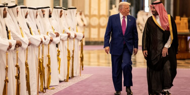 Τρομακτικές επενδύσεις μεταξύ Σαουδικής Αραβίας και ΗΠΑ στο πλαίσιο της επίσκεψης Τραμπ στο Ριάντ – Αναλυτικά τα δεδομένα επενδύσεων