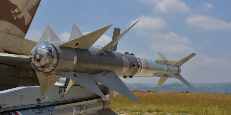 Χρήση Ισραηλινών πυραύλων Python-5 και I-Derby-ER από την Ινδία κατά την διάρκεια σύγκρουσης με το Πακιστάν