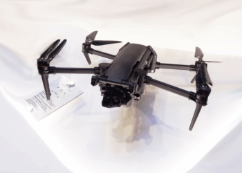 Η γαλλική Parrot παρουσιάζει νέο drone αναγνώρισης ANAFI UKR για τις Ουκρανικές Ένοπλες Δυνάμεις