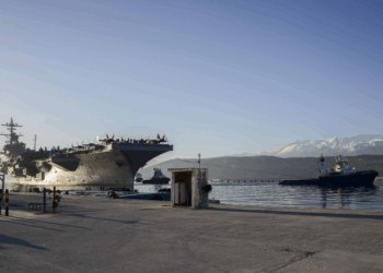 Κατασκοπεία Αζέρου σε βάση Σούδας στην Κρήτη – Φωτογράφιζε ναυτικές υποδομές