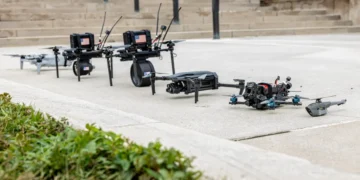 Τεράστια δικαίωση – Ριζική Στροφή από το Αμερικανικό Πεντάγωνο: Τα Tactical/FPV Drones γίνονται “πυρομαχικά” για μονάδες πρώτης γραμμής