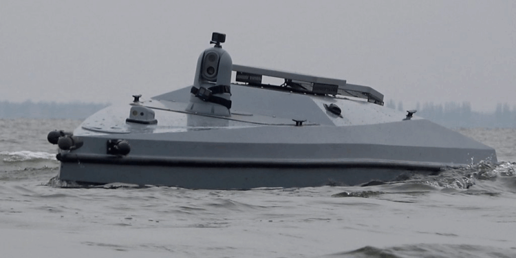 Ουκρανικά Sea Drones εξοπλισμένα με drone βομβαρδισμού πλήττουν ρωσικά ραντάρ στην Κριμαία