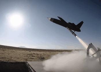 TUSAŞ: Επιτυχής δοκιμή του τουρκικού περιφερόμενου πυρομαχικού ŞİMŞEK-K