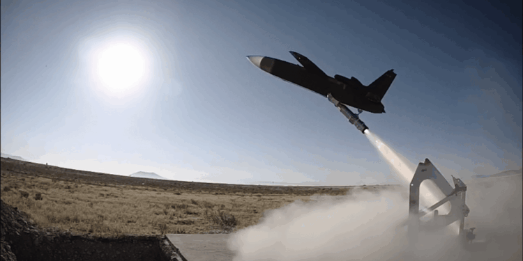 TUSAŞ: Επιτυχής δοκιμή του τουρκικού περιφερόμενου πυρομαχικού ŞİMŞEK-K