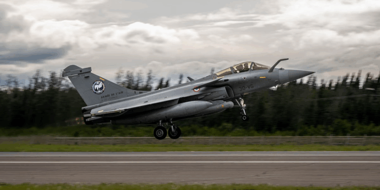 Η Γαλλία στέλνει Rafale στην Πολωνία – Άμεση απάντηση στις ρωσικές παραβιάσεις από UAV
