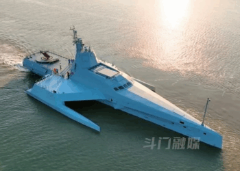 JARI-USV-A «Orca»: Το νέο κινεζικό μη επανδρωμένο σκάφος με δυνατότητες αεροναυτικών επιχειρήσεων και βαρέως οπλισμού