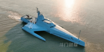 JARI-USV-A «Orca»: Το νέο κινεζικό μη επανδρωμένο σκάφος με δυνατότητες αεροναυτικών επιχειρήσεων και βαρέως οπλισμού