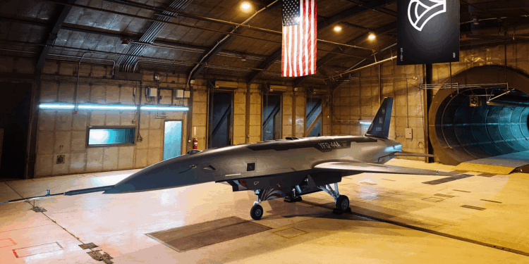 Anduril YFQ-44A “Fury”: Πρώτη πτήση, επιχειρησιακή σημασία και προεκτάσεις για το πρόγραμμα Collaborative Combat Aircraft (CCA)