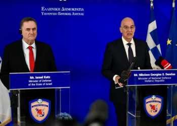 Δένδιας – Κατς: ”Ένας από τους σημαντικότερους πυλώνες της συνεργασίας είναι το αμυντικό μας οικοσύστημα”
