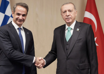 Συνάντηση Μητσοτάκη–Ερντογάν: Ελληνοτουρκικά, ΑΟΖ, NAVTEX & το «φάντασμα» των Eurofighter vs Rafale